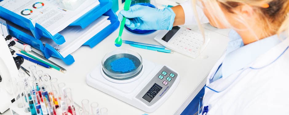 Atuação profissional e controle de qualidade em farmácias magistrais